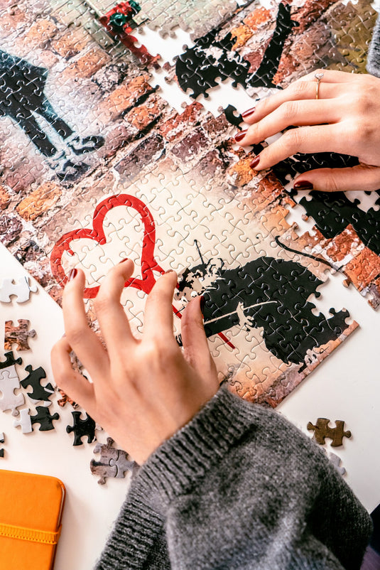 Puzzle - Girl with Balloon