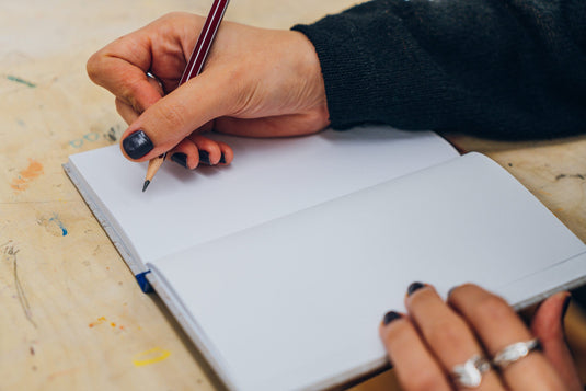 Notizbuch groß - Girl with Balloon