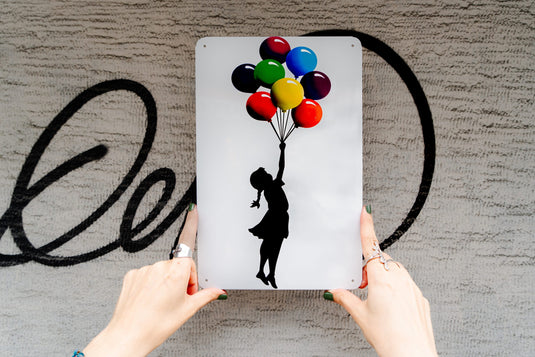 Metall Platte - Floating Girl