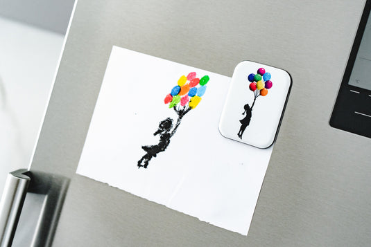 Kühlschrankmagnet - Floating Girl