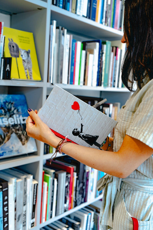 Notizbuch groß - Girl with Balloon