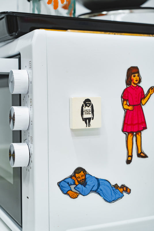 Steenmagneet - Lach nu