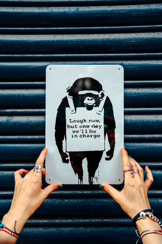 Metal plate - Laugh now