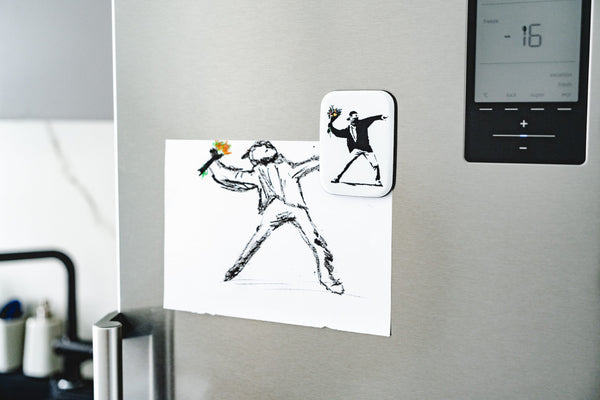 Fridge magnet - Flower Thrower
