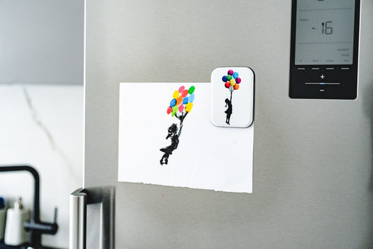 Kühlschrankmagnet - Floating Girl