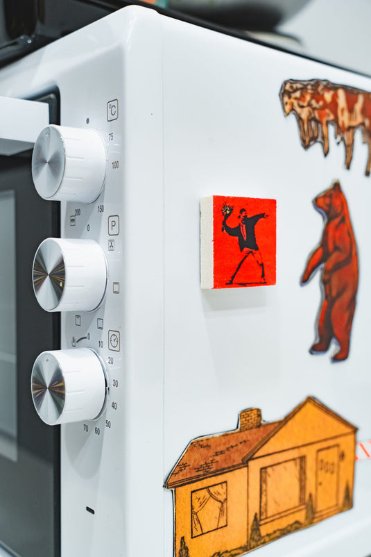 Steenmagneet - Bloemenwerper (Rood)