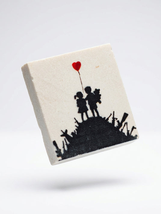 Imán de Piedra · Banksy - Kids on Guns