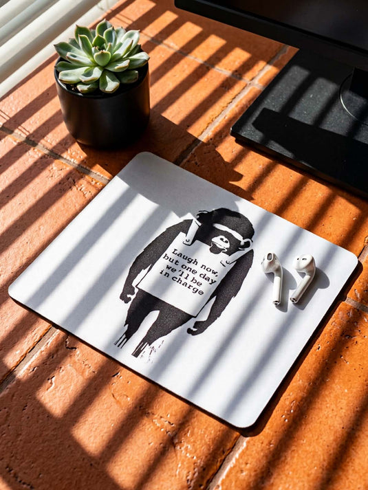Mauspad · Banksy - Laugh Now